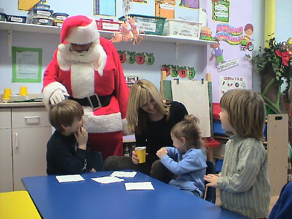 2005-12-16 - CHRISTMAS PARTY AT LILY'S HOUSE 007